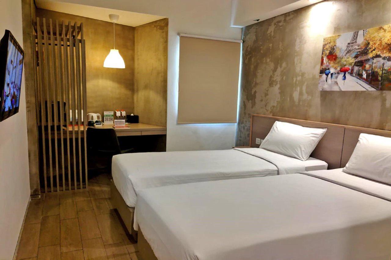 Hotel Swiss-Belexpress Cilegon Exterior foto